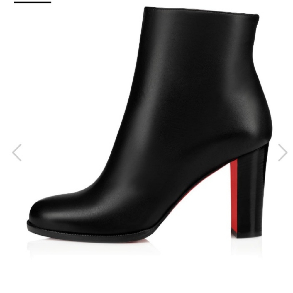 COPY - Christian Louboutin Size 37.5